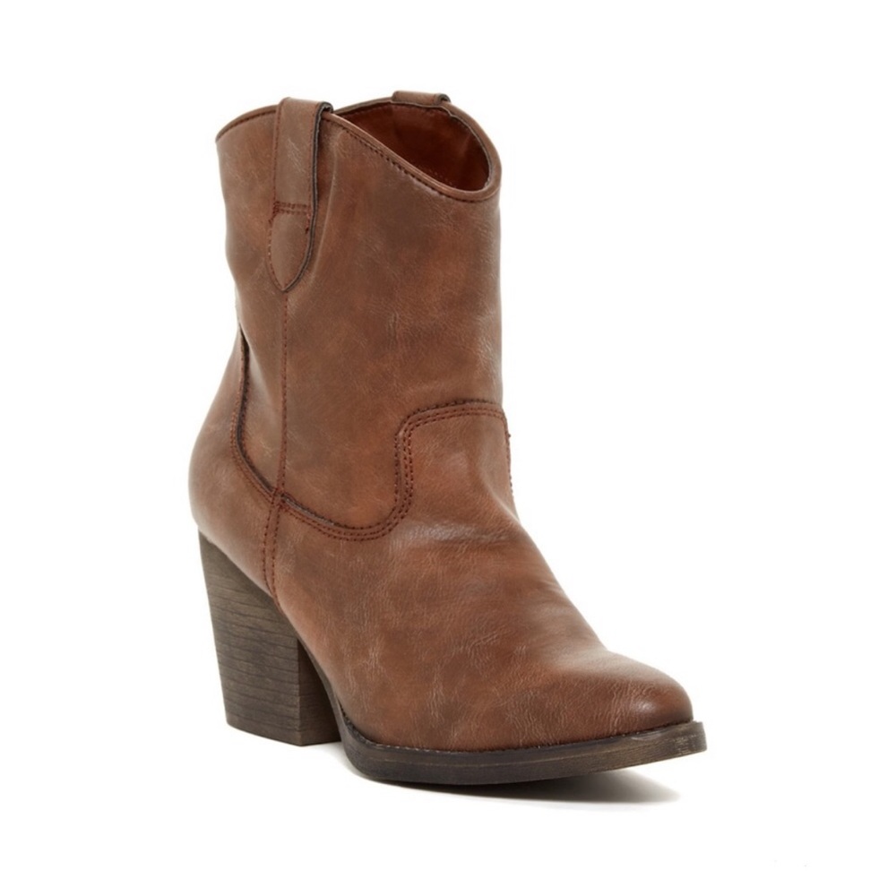 ♥️Madden Girl♥️ Ramz Brown Boots Size 7